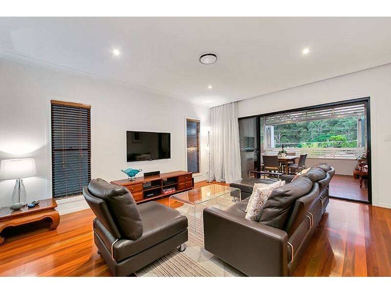 18 Weatherhead Avenue, Ashgrove QLD 4060