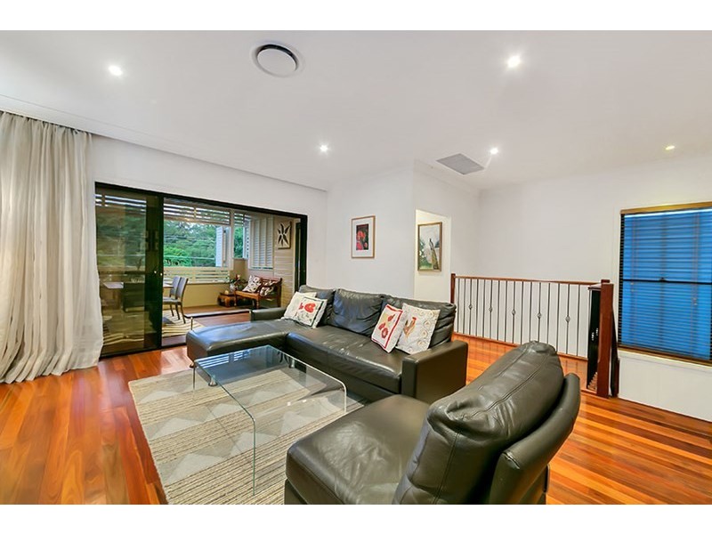 18 Weatherhead Avenue, Ashgrove QLD 4060