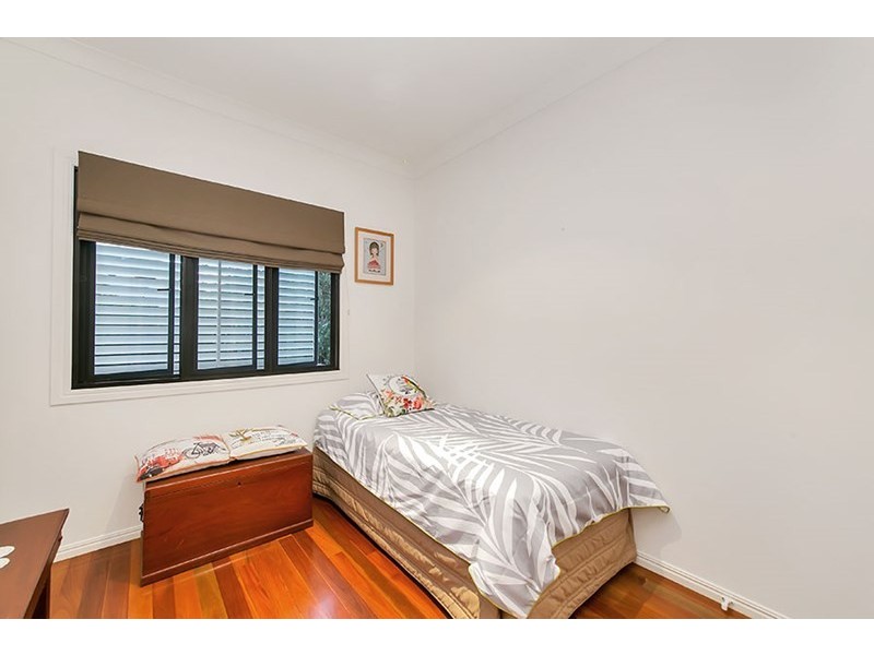 18 Weatherhead Avenue, Ashgrove QLD 4060