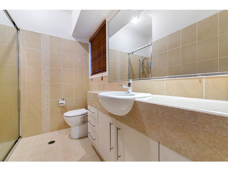 18 Weatherhead Avenue, Ashgrove QLD 4060
