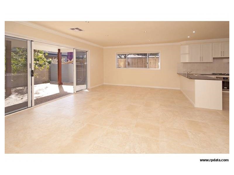 68A Winchester Street, Hamilton QLD 4007