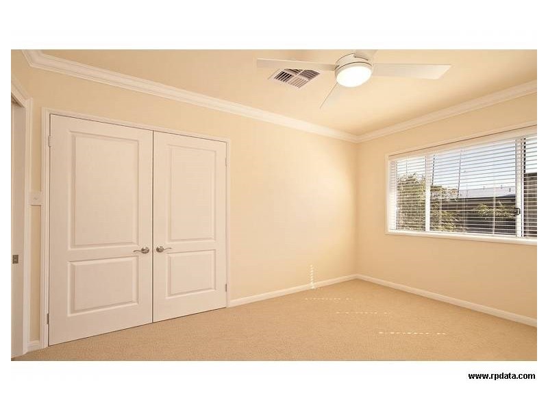 68A Winchester Street, Hamilton QLD 4007