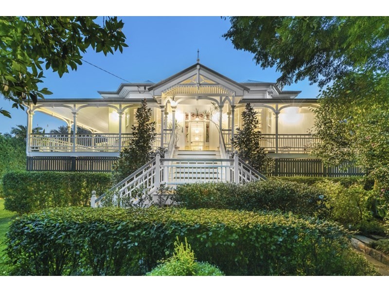 17 Beatrice Terrace, Ascot QLD 4007