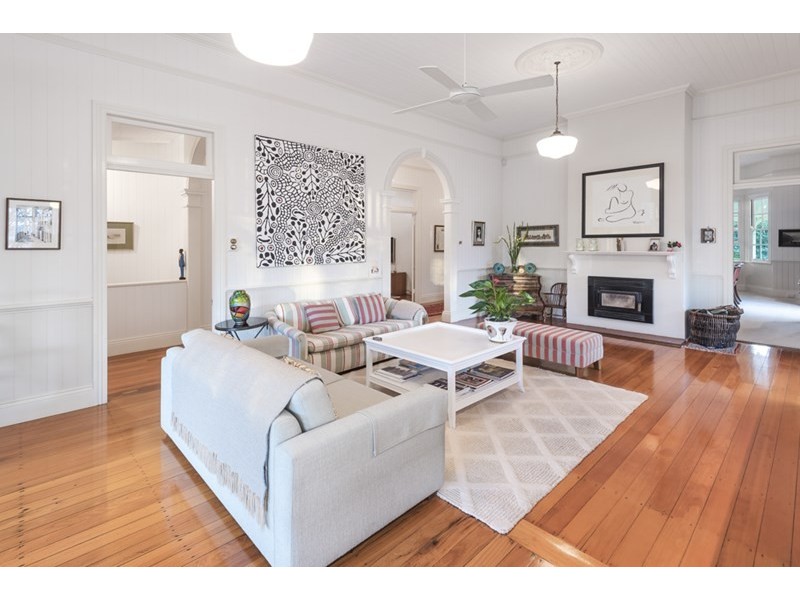 17 Beatrice Terrace, Ascot QLD 4007