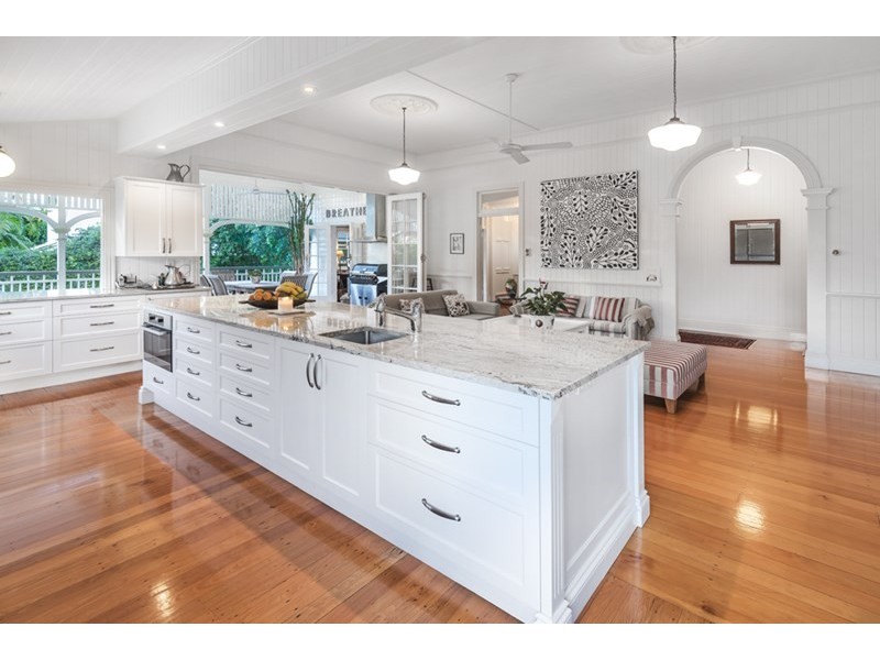 17 Beatrice Terrace, Ascot QLD 4007