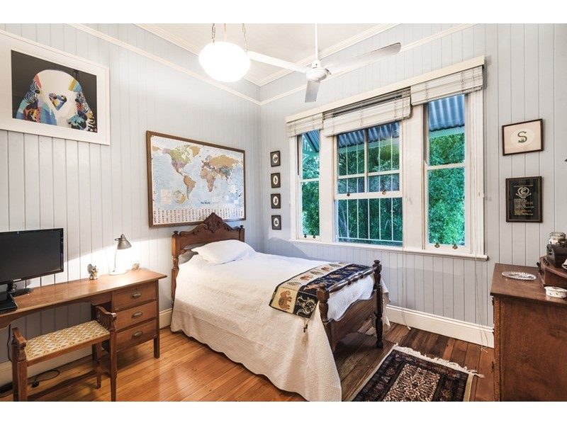 17 Beatrice Terrace, Ascot QLD 4007