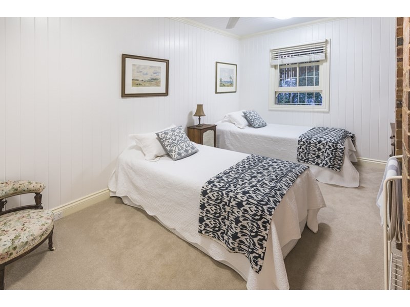 17 Beatrice Terrace, Ascot QLD 4007