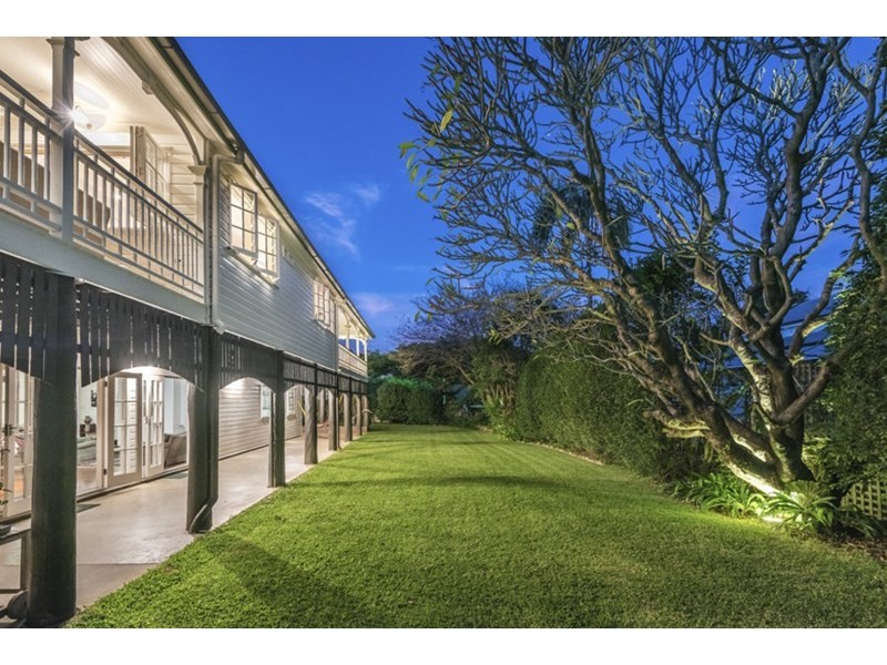 17 Beatrice Terrace, Ascot QLD 4007