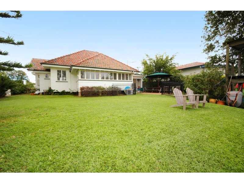 68 Eighth Avenue, Kedron QLD 4031