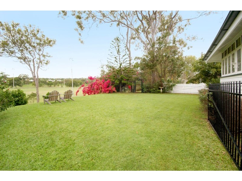 68 Eighth Avenue, Kedron QLD 4031