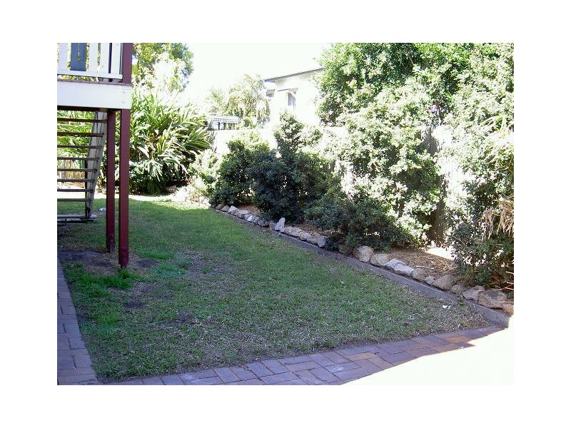 4 Harding Street, Hendra QLD 4011