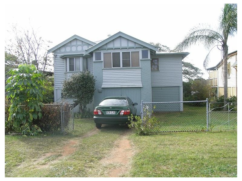 72 Jackson Street, Hamilton QLD 4007