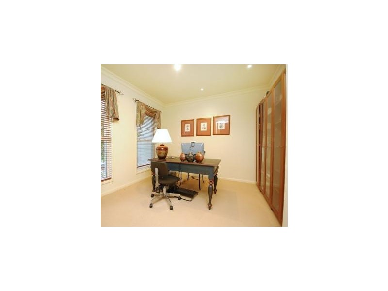 28 Kurrajong Place, Bridgeman Downs QLD 4035