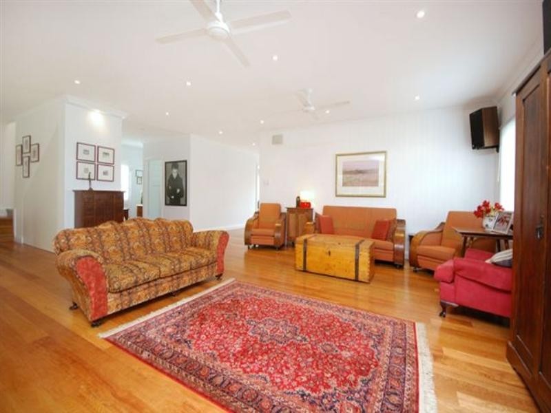 33 Royal Terrace, Hamilton QLD 4007