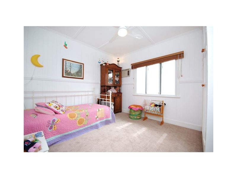 33 Royal Terrace, Hamilton QLD 4007