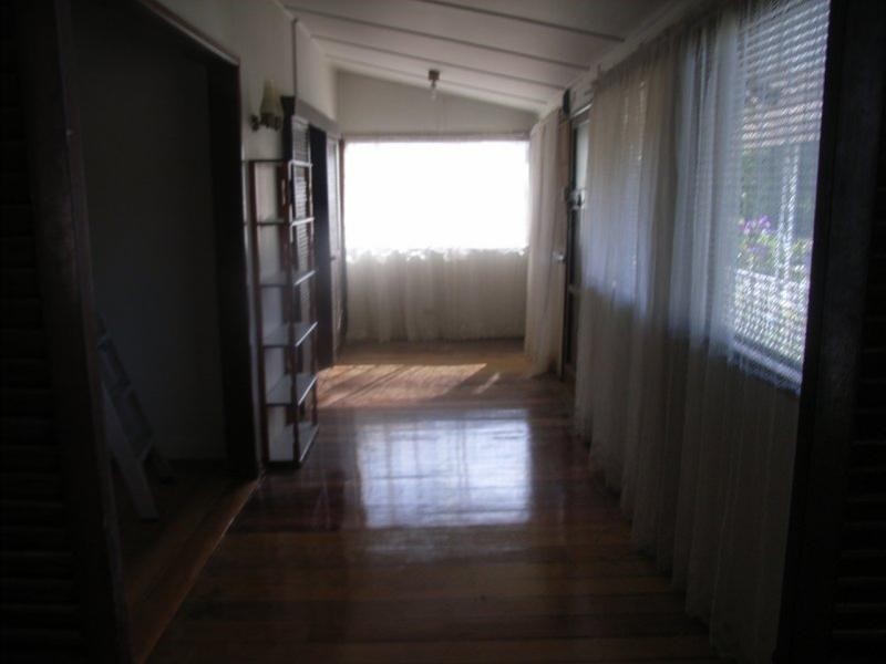 26 Winchester Street, Hamilton QLD 4007