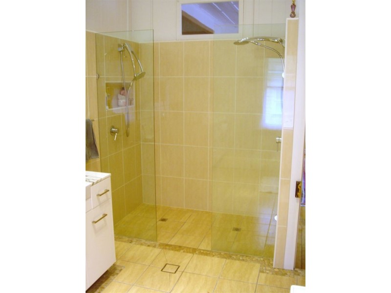 13 Isedale Street, Wooloowin QLD 4030