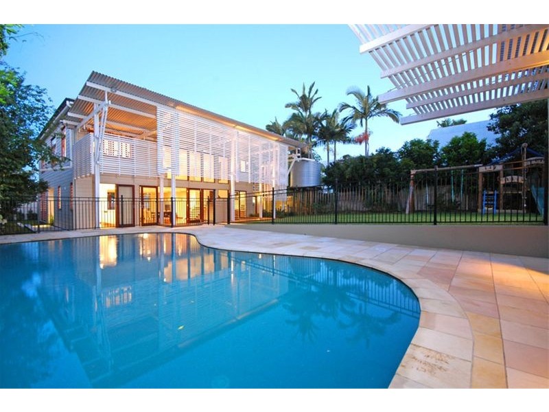 4 Marie Street, Hendra QLD 4011