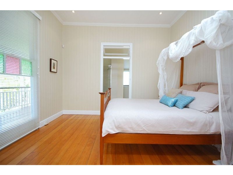 4 Marie Street, Hendra QLD 4011