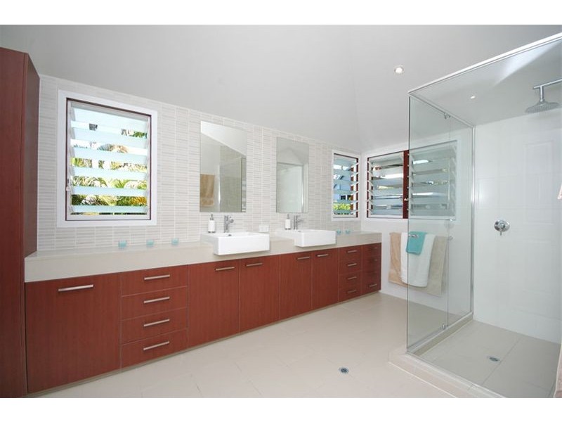 4 Marie Street, Hendra QLD 4011