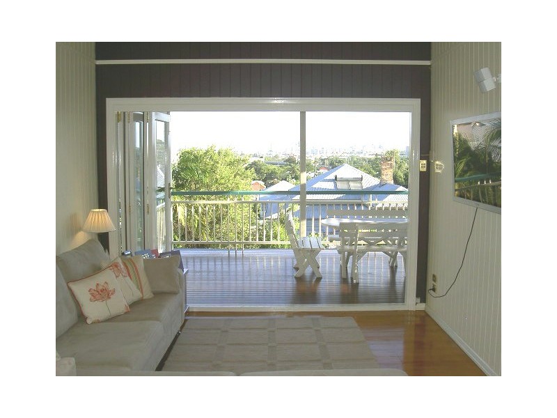 28 Merehaye Street, Wooloowin QLD 4030