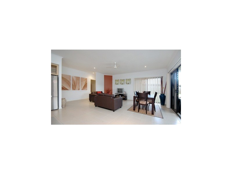 6 Greta Court, Warner QLD 4500