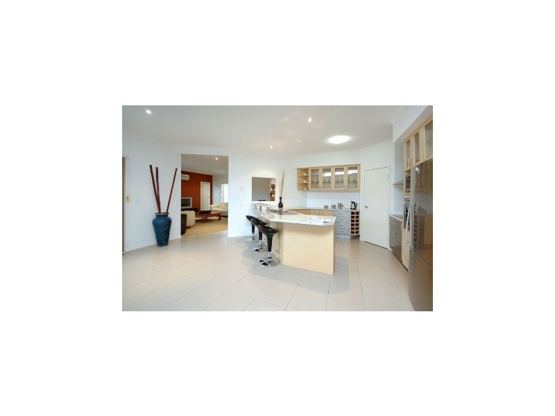 6 Greta Court, Warner QLD 4500