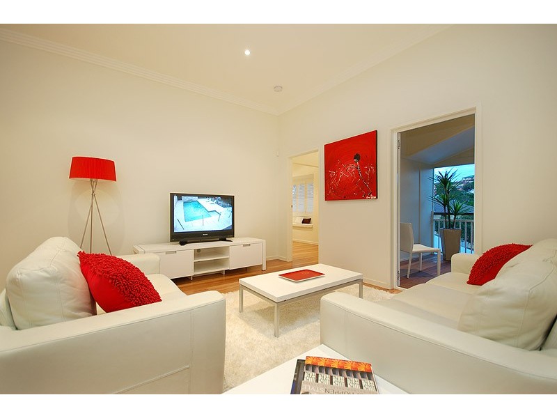 77 Barlow Street, Clayfield QLD 4011