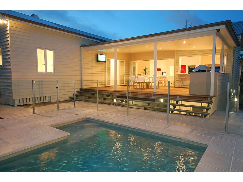 77 Barlow Street, Clayfield QLD 4011