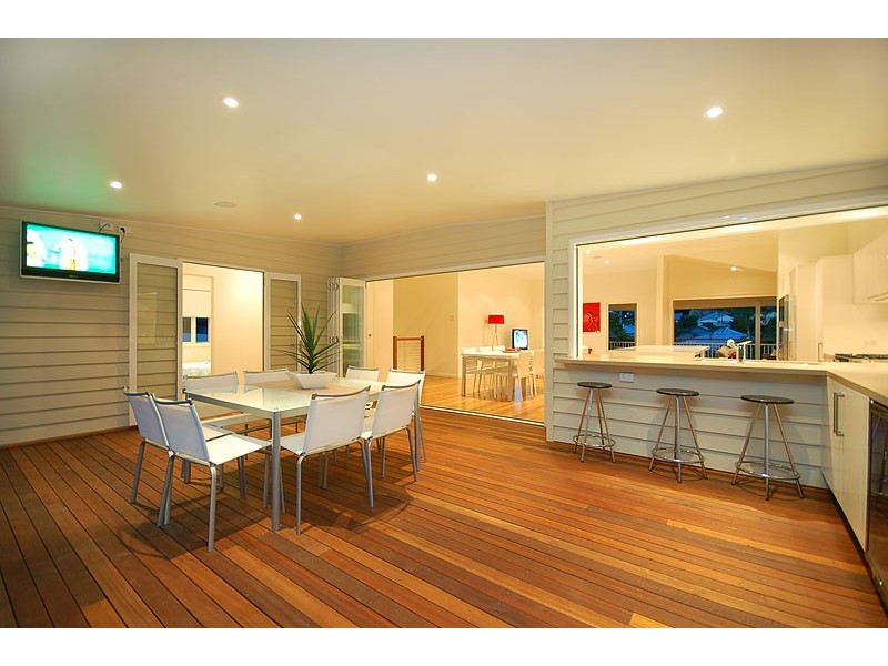 77 Barlow Street, Clayfield QLD 4011