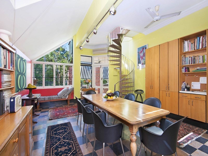 4 Sutherland Avenue, Ascot QLD 4007