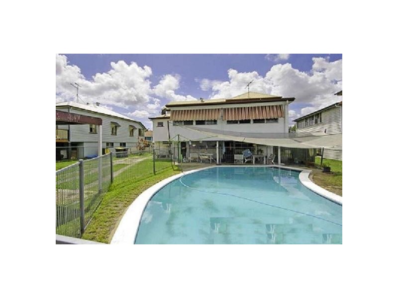 26 Winchester Street, Hamilton QLD 4007