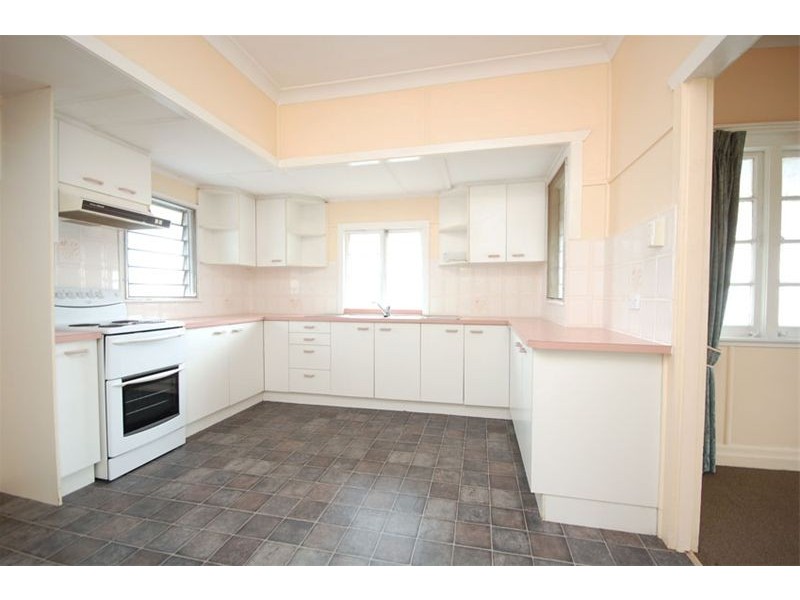 54 Day Road, Northgate QLD 4013