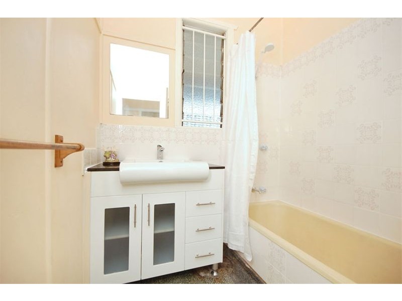 54 Day Road, Northgate QLD 4013