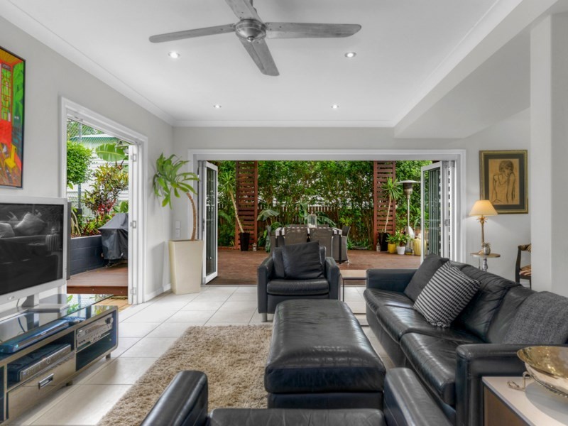 106 Reeve Street, Clayfield QLD 4011