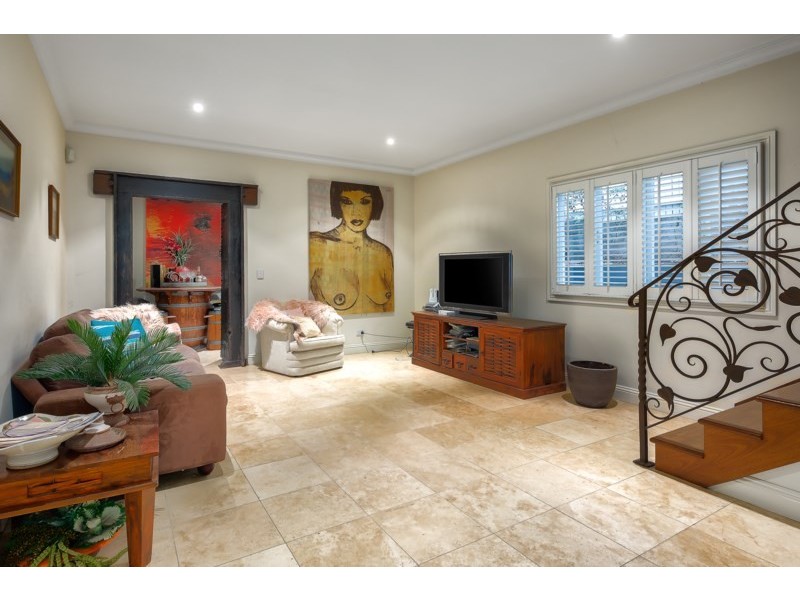 70 Hipwood Road, Hamilton QLD 4007