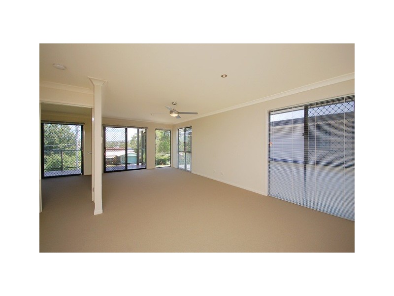 6 Watcombe Street, Wavell Heights QLD 4012