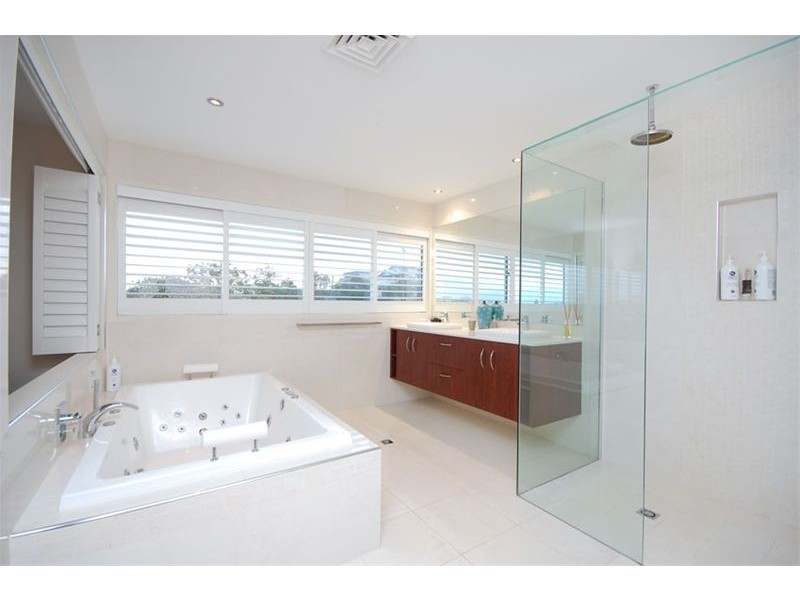 44 Dover Street, Wilston QLD 4051