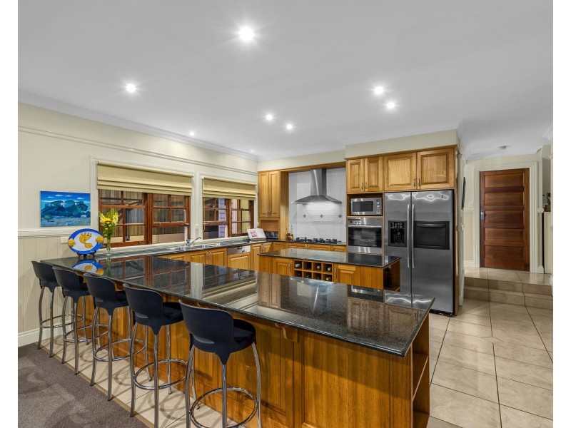 39 Sefton Avenue, Clayfield QLD 4011