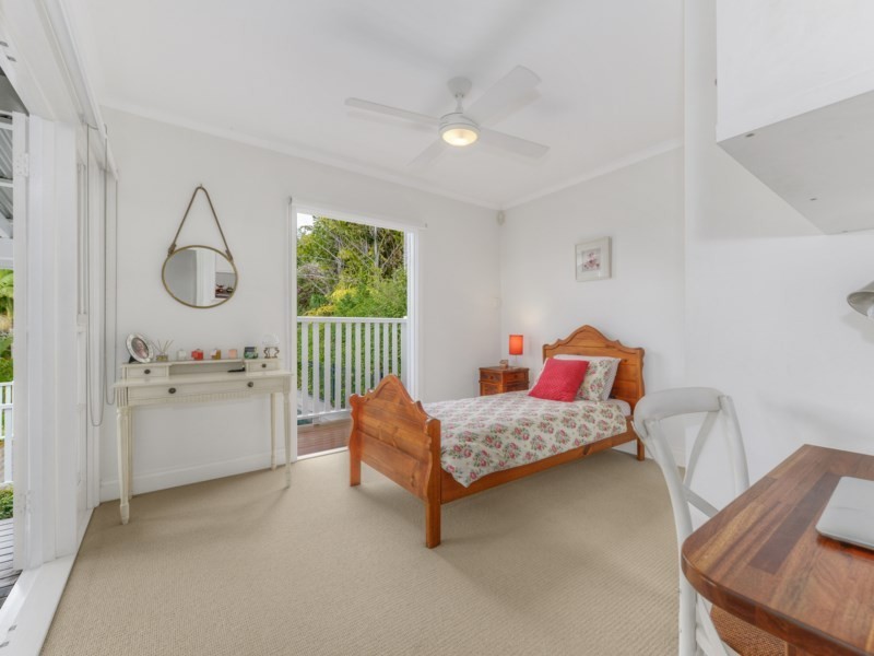 15 Barlow Street, Clayfield QLD 4011