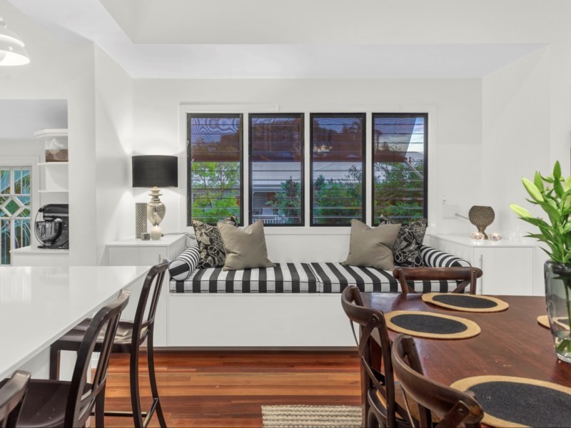 8 Pole Street, Northgate QLD 4013