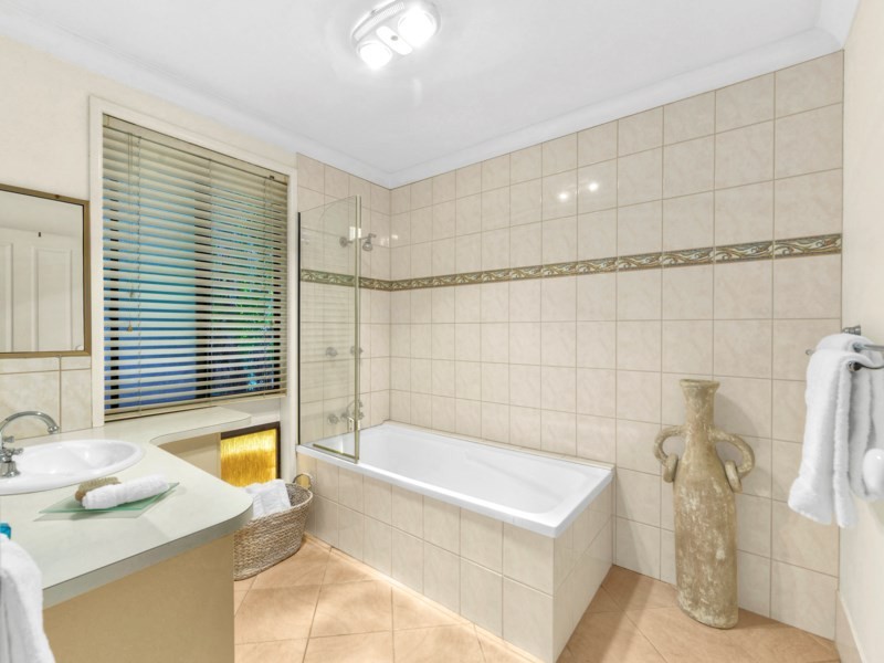 18 Brando Street, Mcdowall QLD 4053