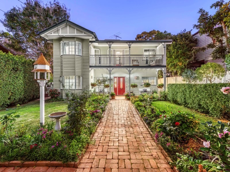 36 Willmington Street, Newmarket QLD 4051