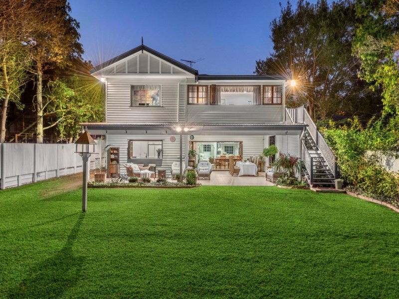 36 Willmington Street, Newmarket QLD 4051