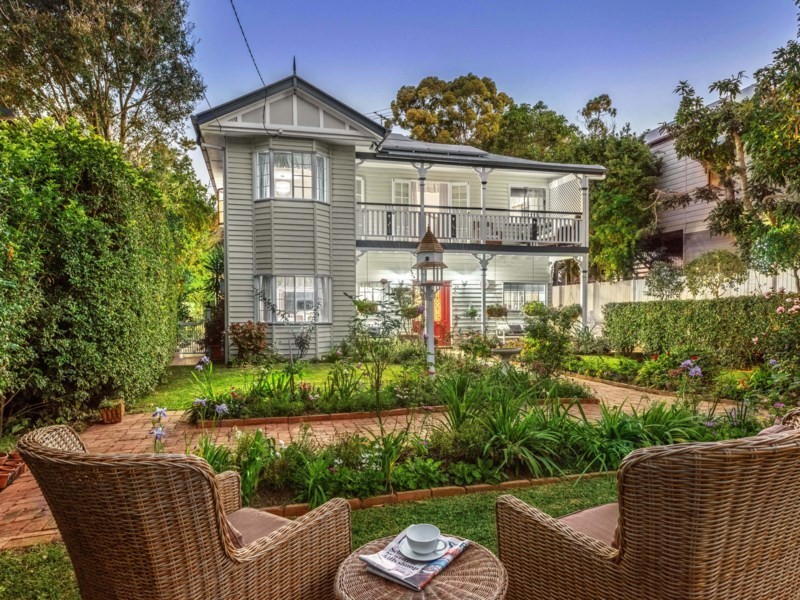 36 Willmington Street, Newmarket QLD 4051