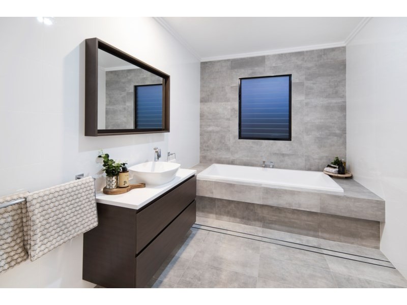 9 Derby Street, Hendra QLD 4011