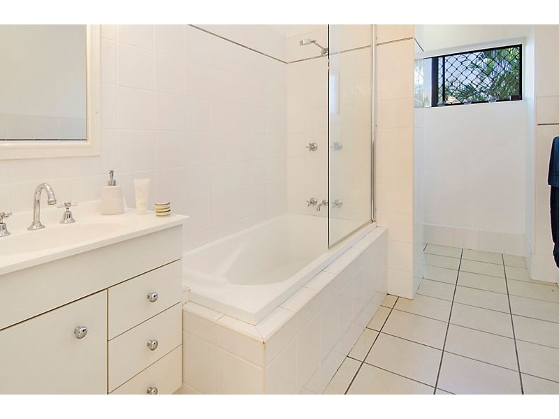 3/10 Wellington Street, Clayfield QLD 4011