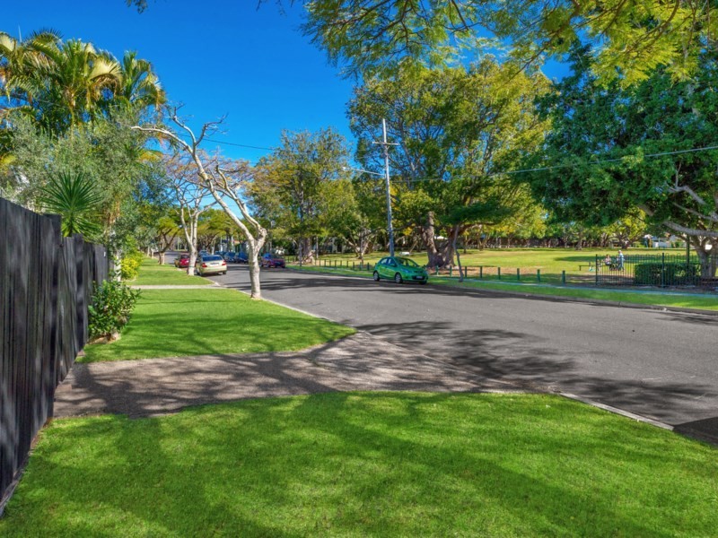 73 Goodwood Street, Hendra QLD 4011