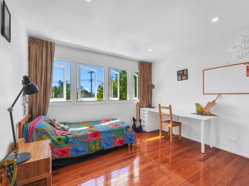 73 Goodwood Street, Hendra QLD 4011