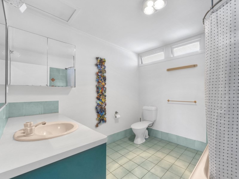 73 Goodwood Street, Hendra QLD 4011